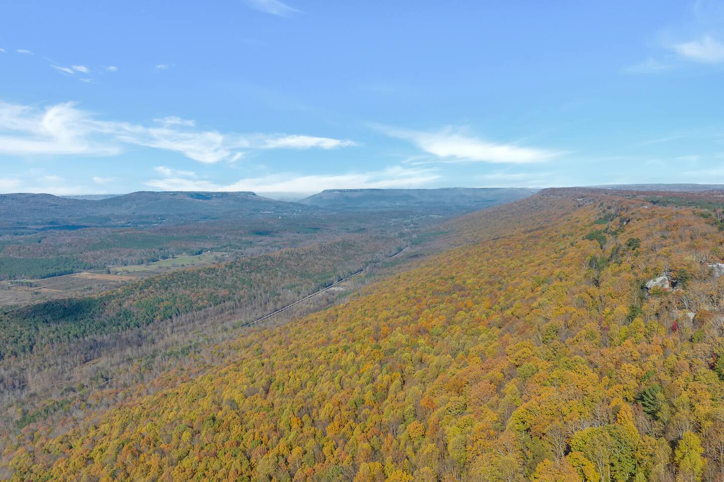 The Lodge on Lookout Mountain in Mentone, AL - fall color