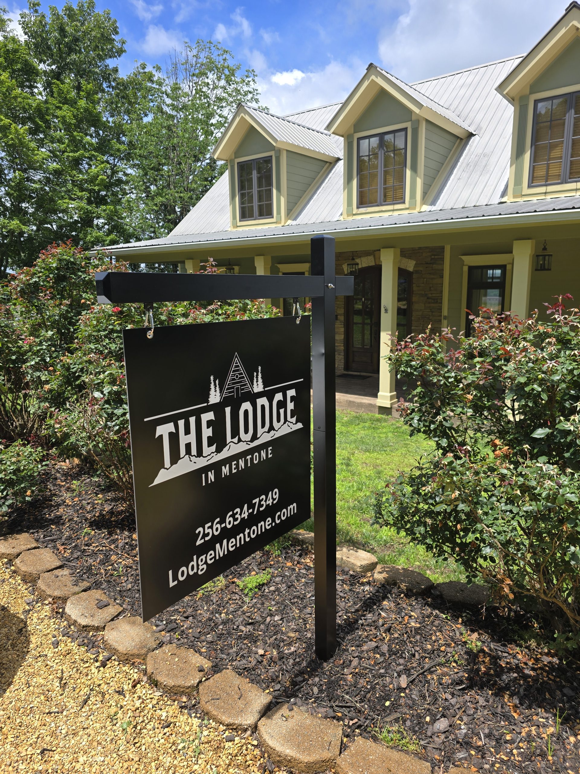 The Lodge on Lookout Mountain in Mentone, AL - lodge sign